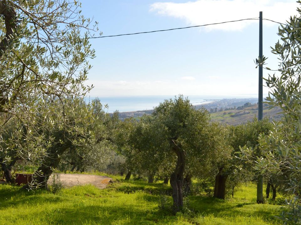Helårsgrund i Vasto, Chieti - foto 1
