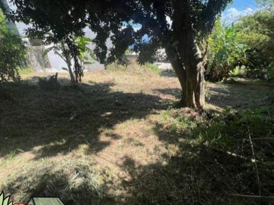 Helårsgrund i Saint-Denis, La Reunion - foto 1
