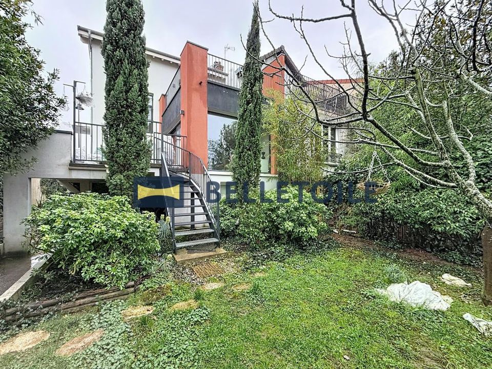 Villa - Maisons-Alfort, Val-de-Marne - photo 1