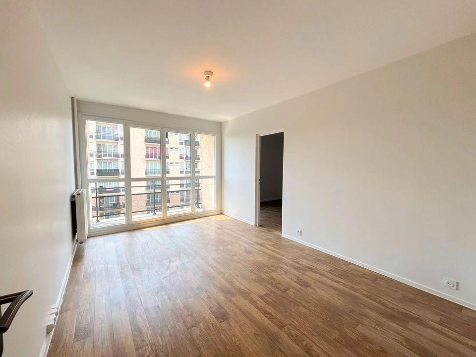 Leilighet i Villeneuve-la-Garenne, Hauts-de-Seine - bilde 1