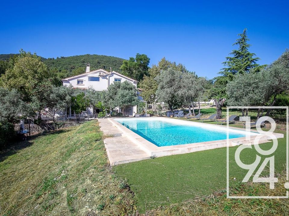 Villa i Mimet, Bouches-du-Rhone - foto 1