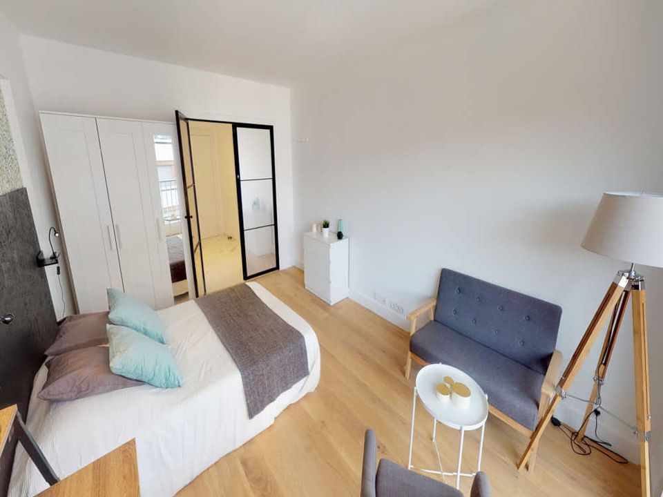 Apartment in Paris, Paris - photo 1