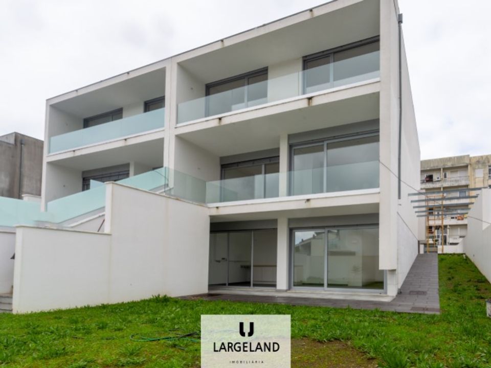 Villa i Santa Maria da Feira, Aveiro - foto 1