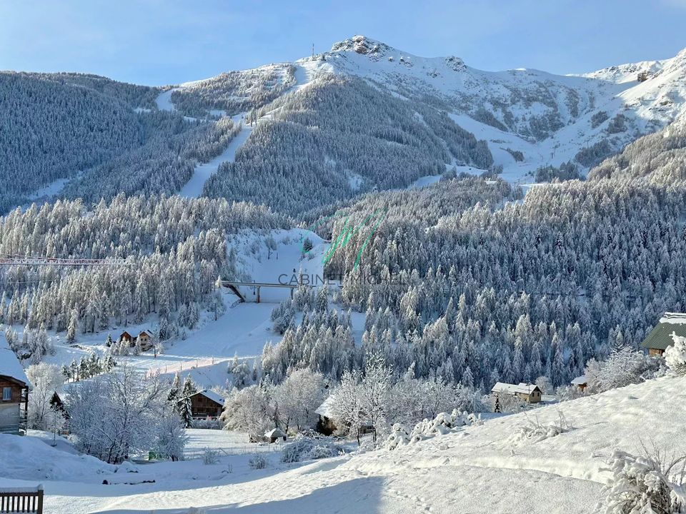 Trehytte i Saint-Étienne-de-Tinée, Alpes-Maritimes - bilde 2