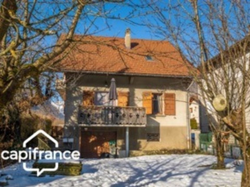 Byhus i Ugine, Savoie - foto 1
