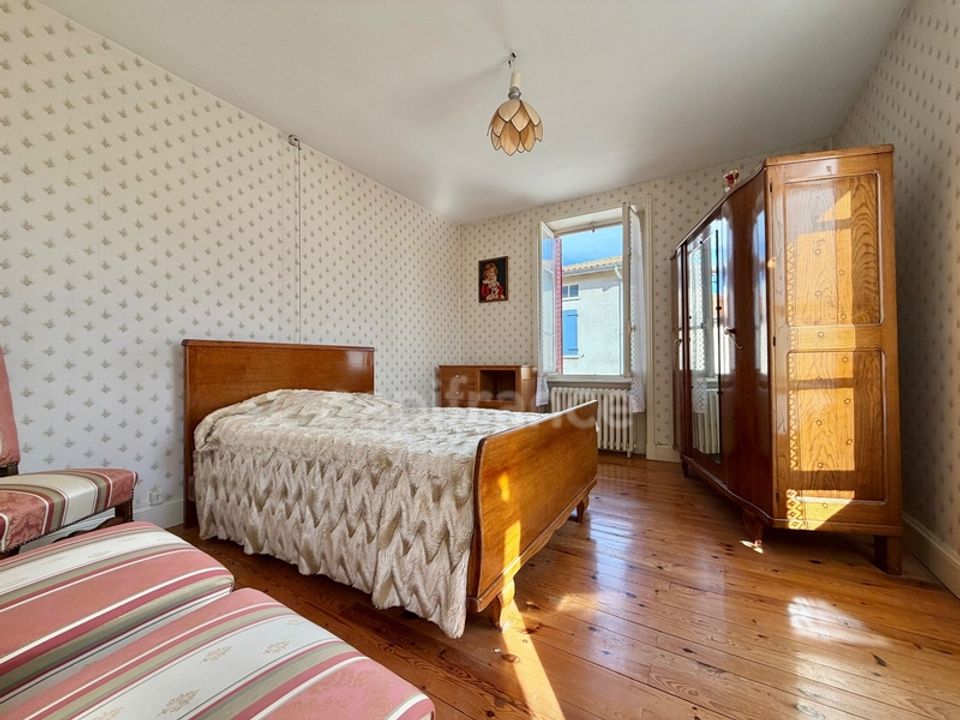 Landsbyhus i Saint-Priest-la-Prugne, Loire - bilde 5