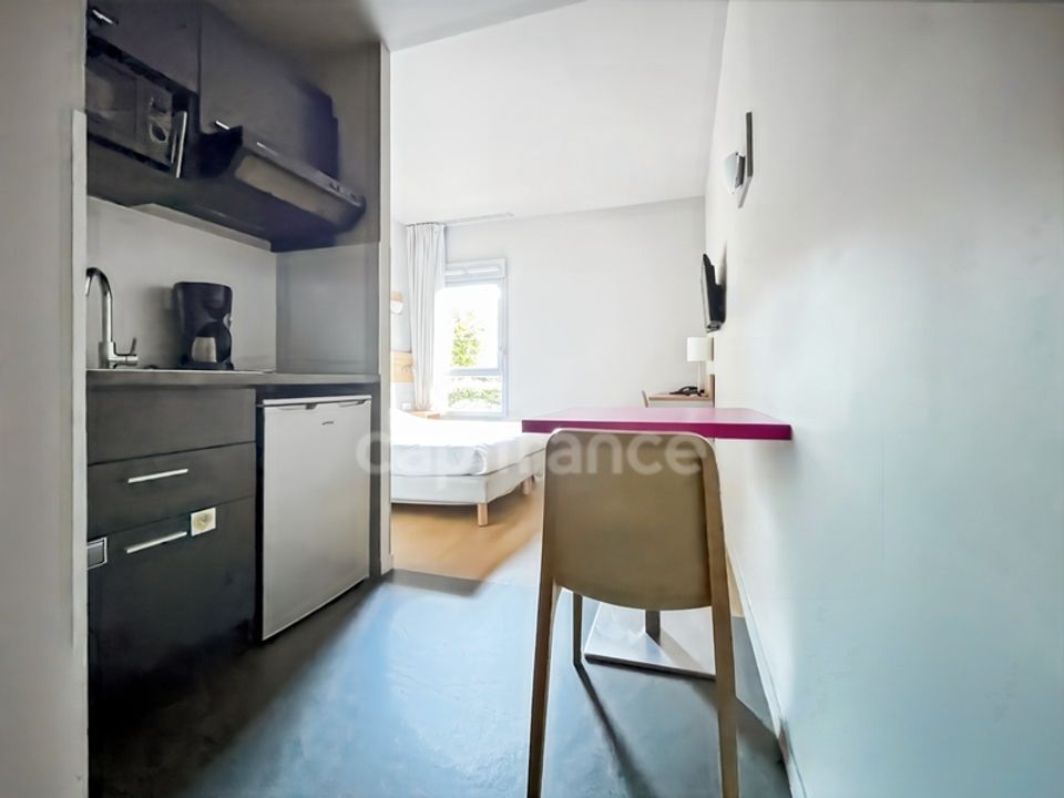 Erhvervsejendom i Dijon, Cote-d'Or - foto 1