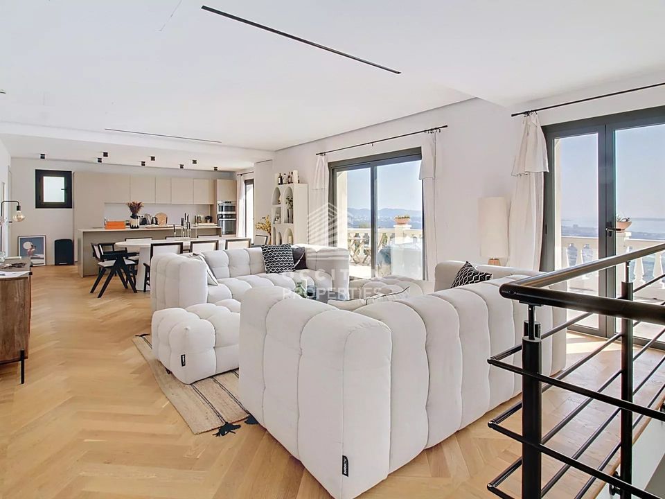 Villa i Mandelieu-la-Napoule, Alpes-Maritimes - foto 2