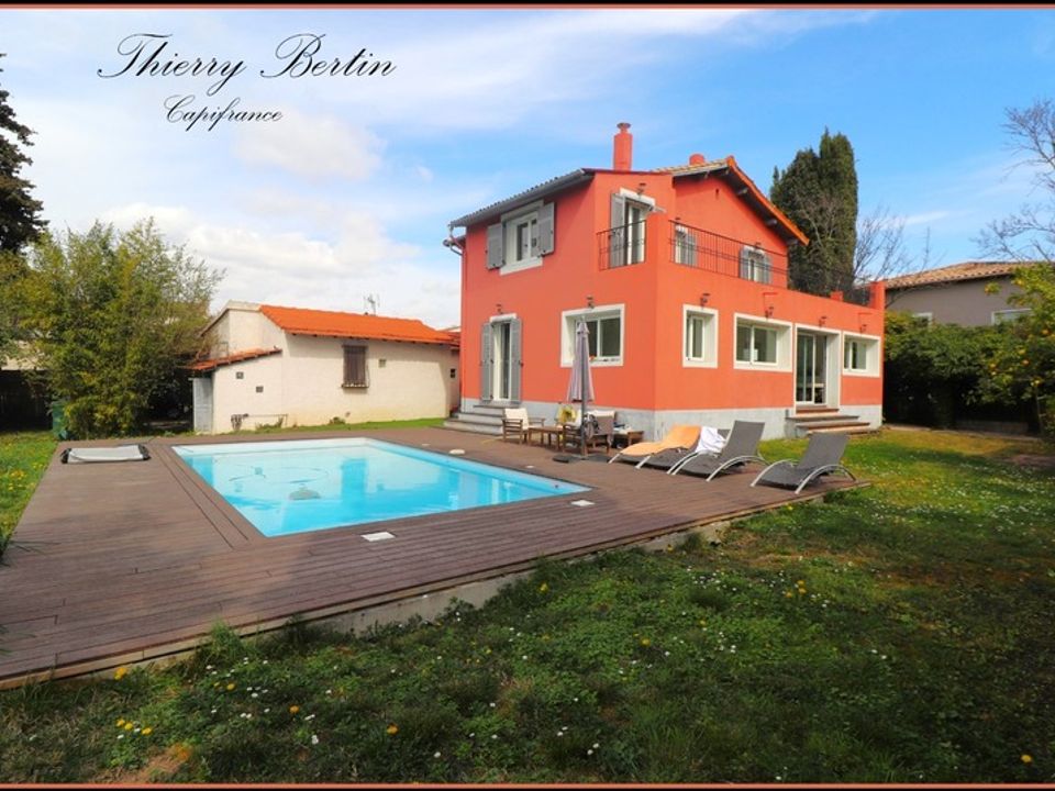Villa i Villeneuve-Loubet, Alpes-Maritimes - foto 2