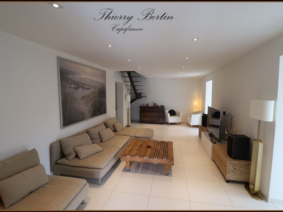 Villa i Villeneuve-Loubet, Alpes-Maritimes - foto 5