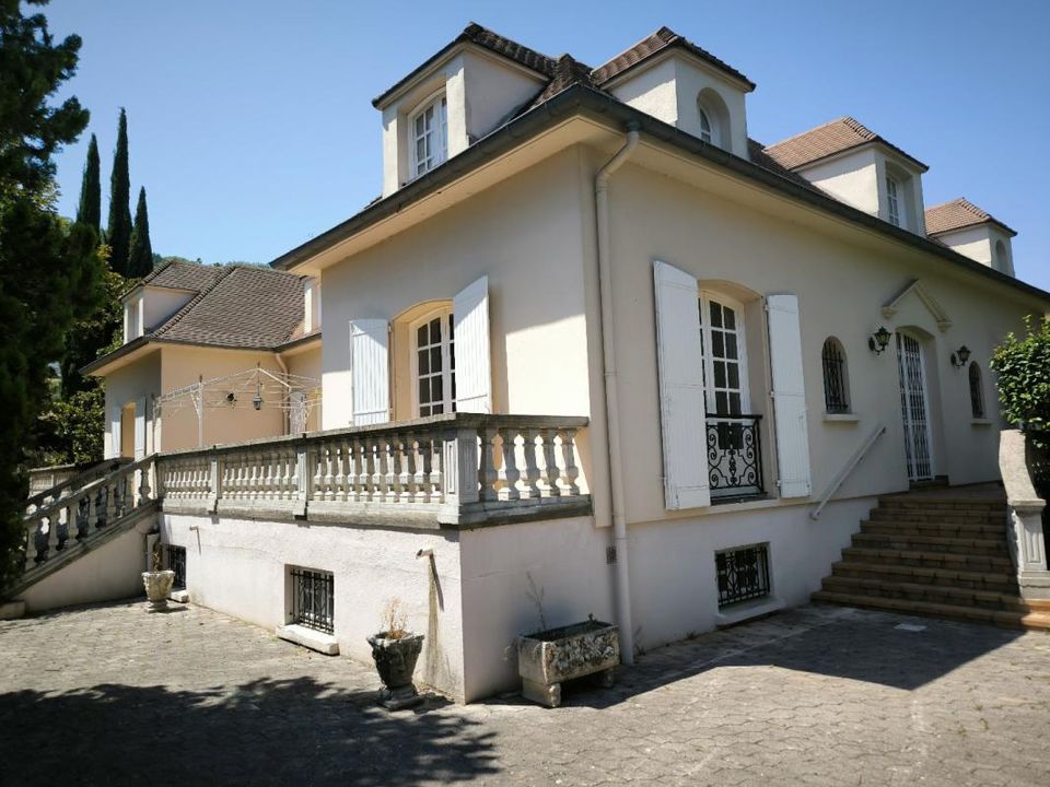 Villa i Foix, Ariege - foto 1