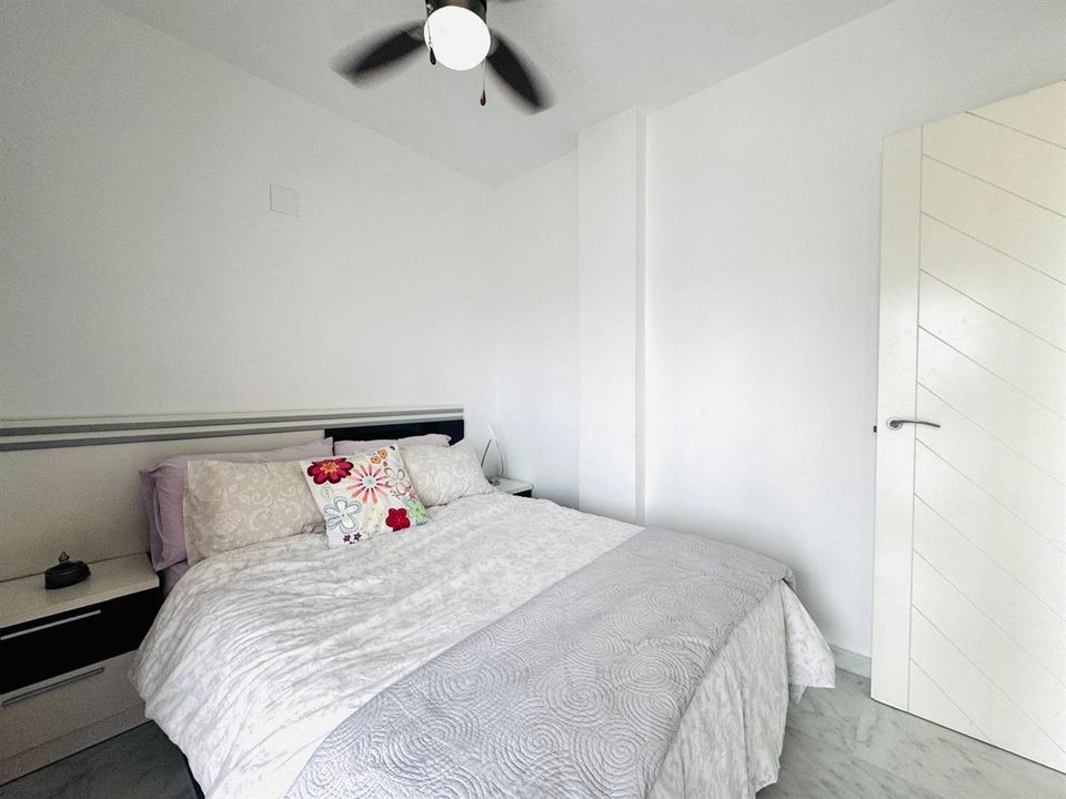 Lejlighed i Villajoyosa, Alicante - foto 4