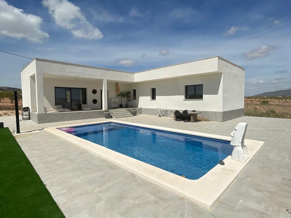 Byhus i Pinoso, Alicante - foto 1