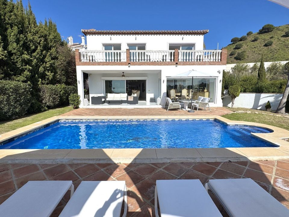 Villa i Calahonda, Malaga - foto 2