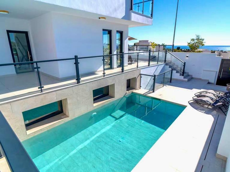 Villa i Nerja, Malaga - foto 1