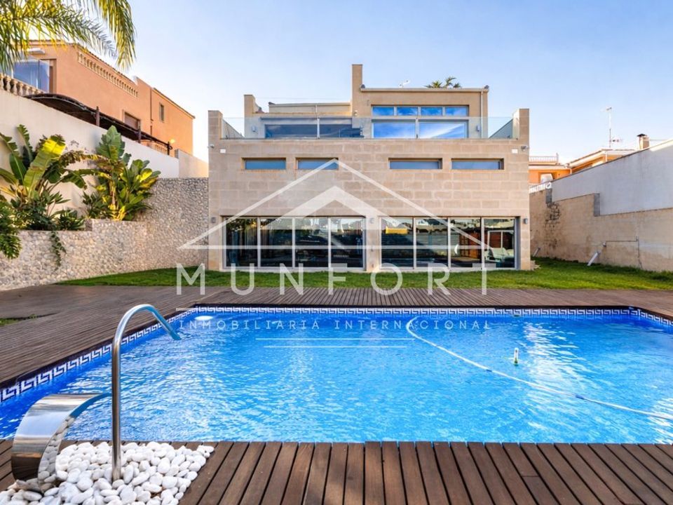 Villa i Torrevieja, Alicante - foto 1