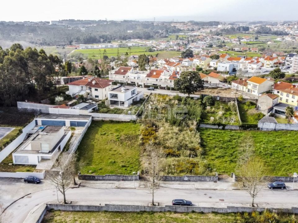 Helårsgrund i Grijo, Porto - foto 4