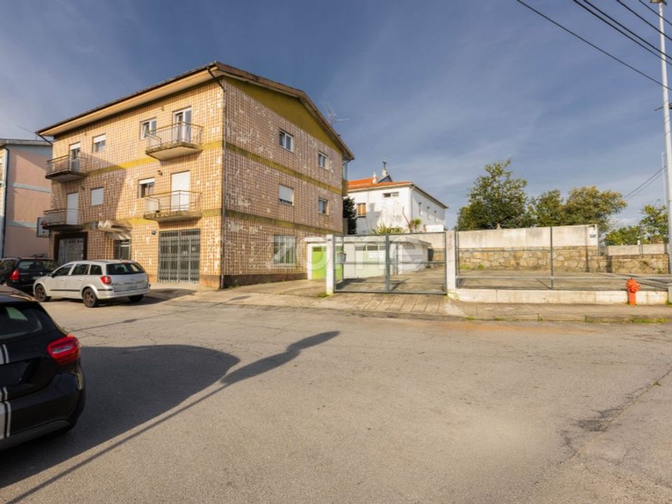 Erhvervsejendom i Ferreiros, Braga - foto 2