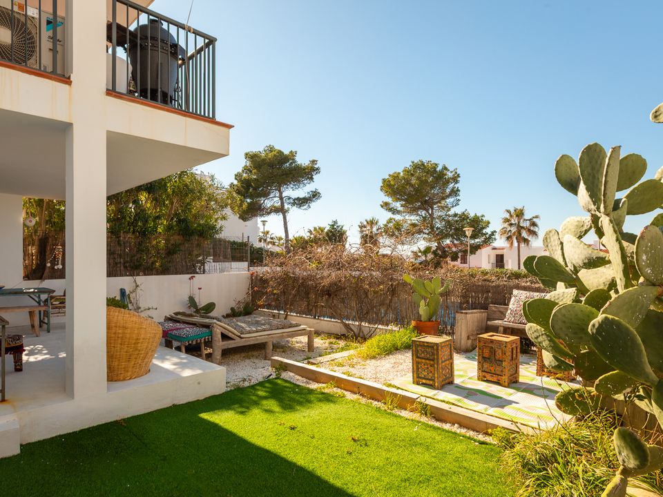 Lejlighed i Cala Tarida, Ibiza - foto 1