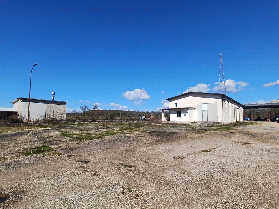 Helårsgrund i Pofi, Frosinone - foto 2