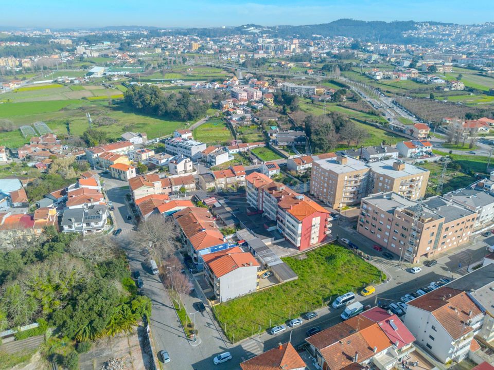Helårsgrund i Rio Tinto, Porto - foto 4