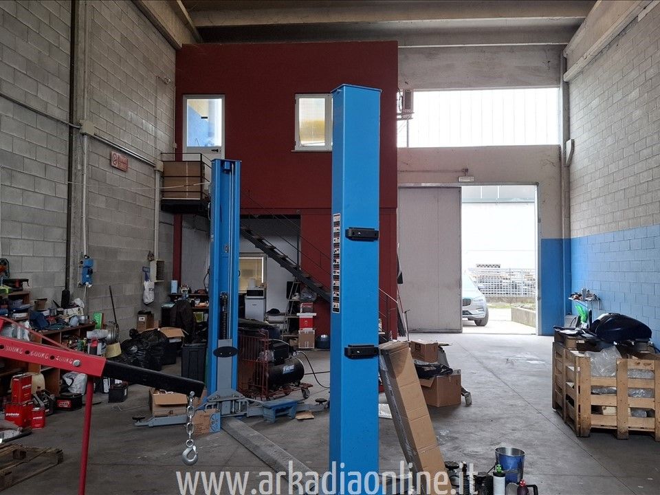 Erhvervsejendom i Gragnano Trebbiense, Piacenza - foto 2