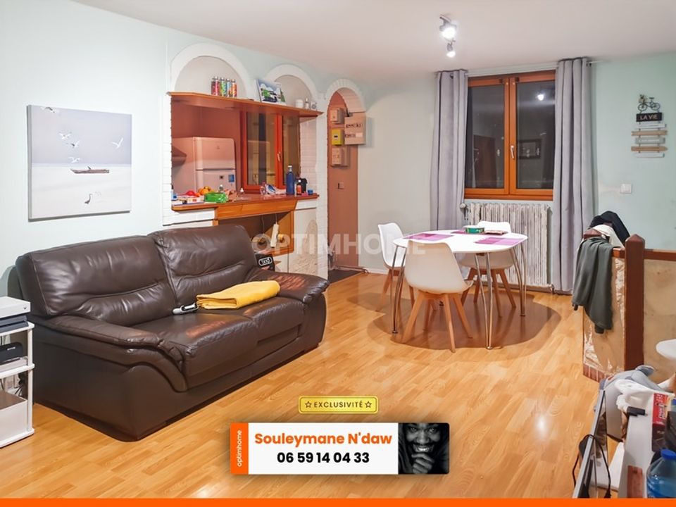 Bungalow i Drancy, Seine-Saint-Denis - bilde 1
