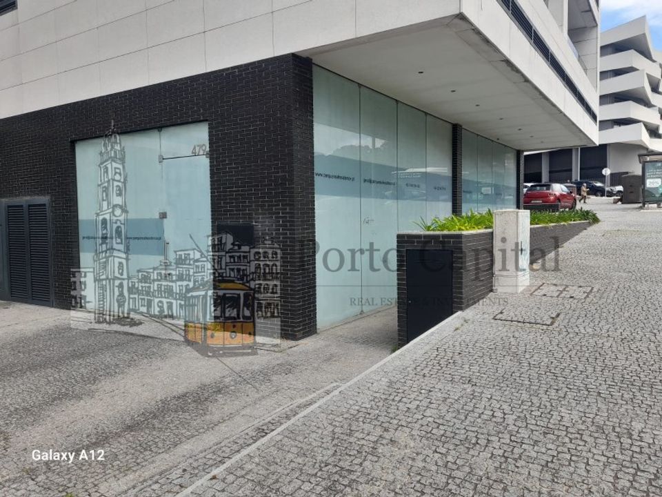 Erhvervsejendom i Senhora da Hora, Porto - foto 2