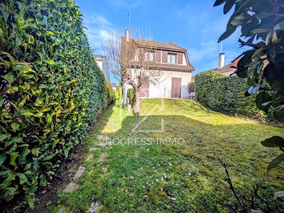 Villa i Ormesson-sur-Marne, Val-de-Marne - foto 1