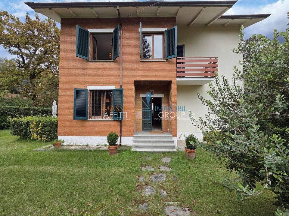 Villa i Massa, Massa and Carrara - foto 1