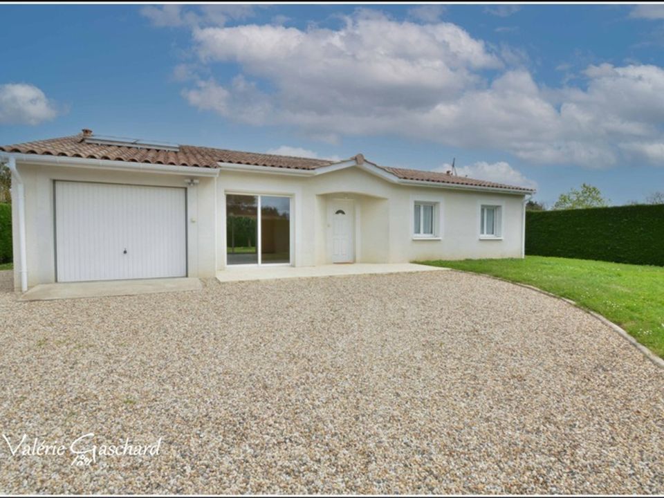Villa i Saint-Seurin-sur-l'Isle, Gironde - bilde 1