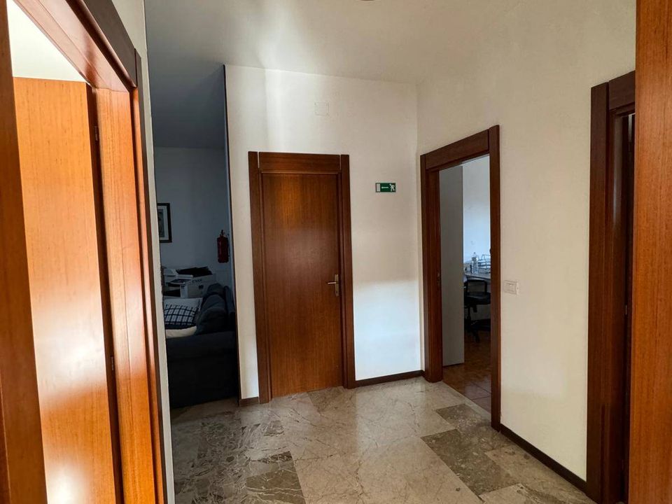 Erhvervsejendom i Fermo, Fermo - foto 4