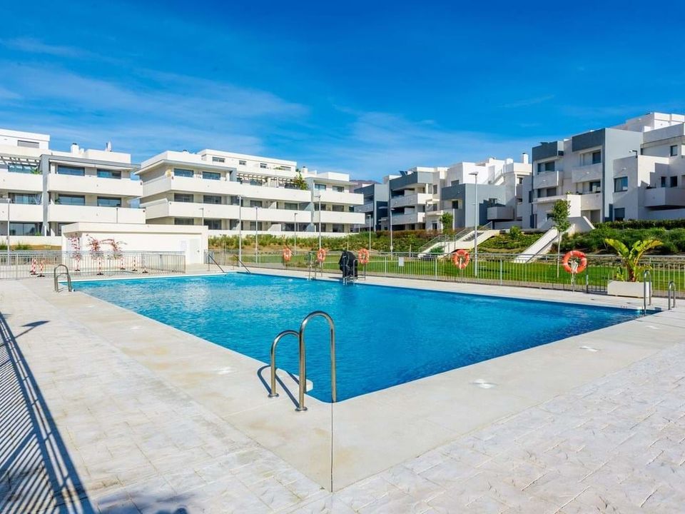 Lejlighed i Estepona, Malaga - foto 2