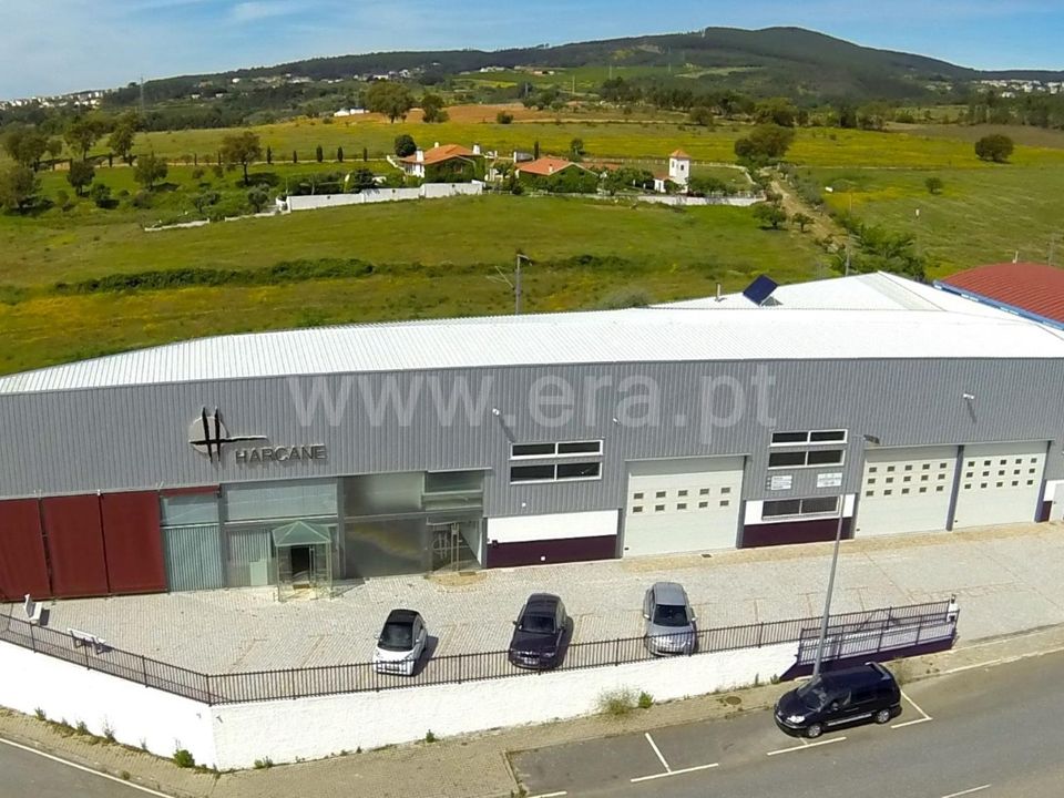 Erhvervsejendom i Covilha, Castelo Branco - foto 1