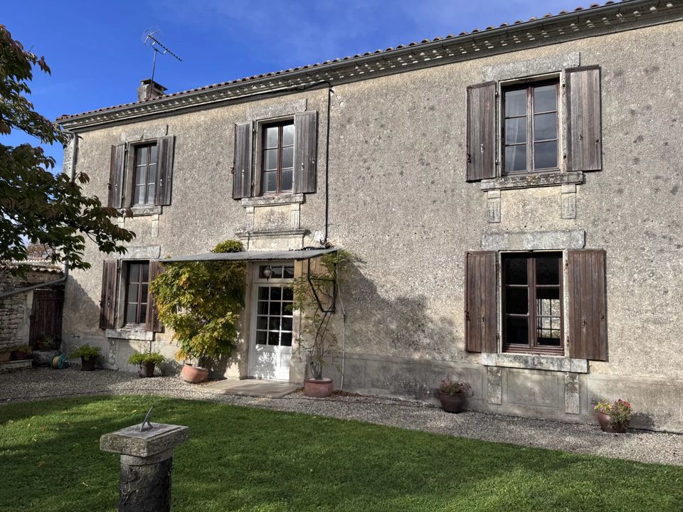 Villa in Genac, Charente - foto 1