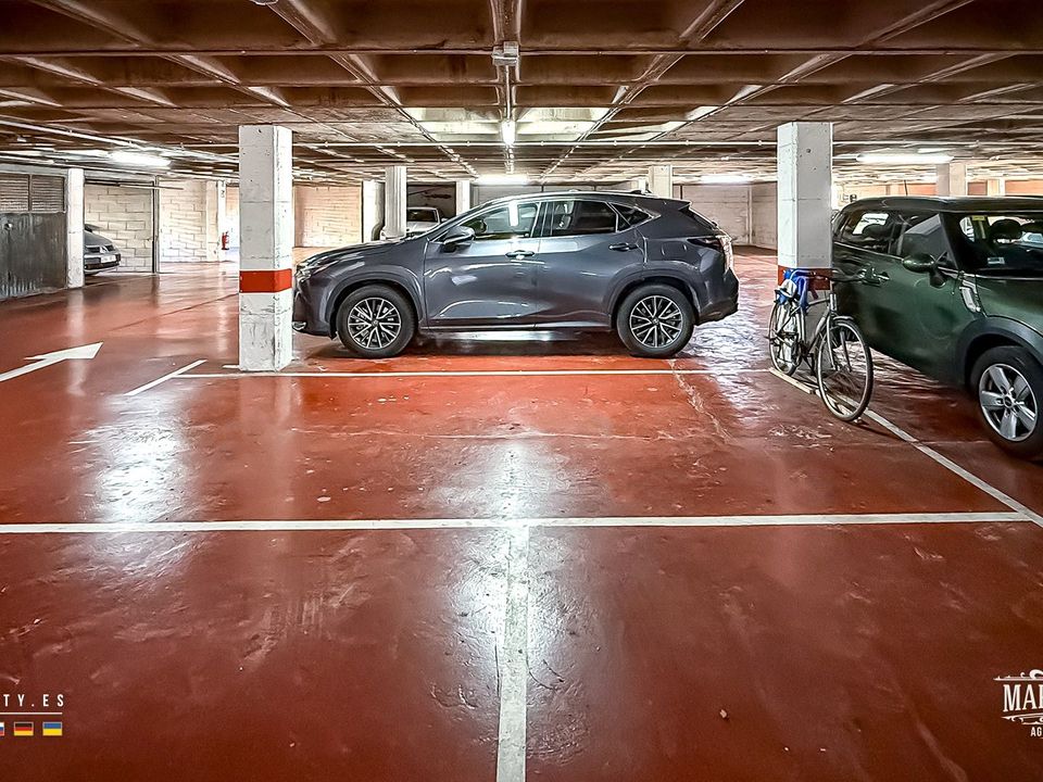 Garage i Lloret De Mar, Gerona - foto 1