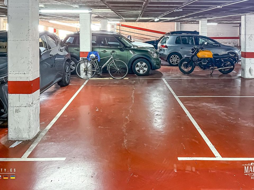 Garage i Lloret De Mar, Gerona - foto 3