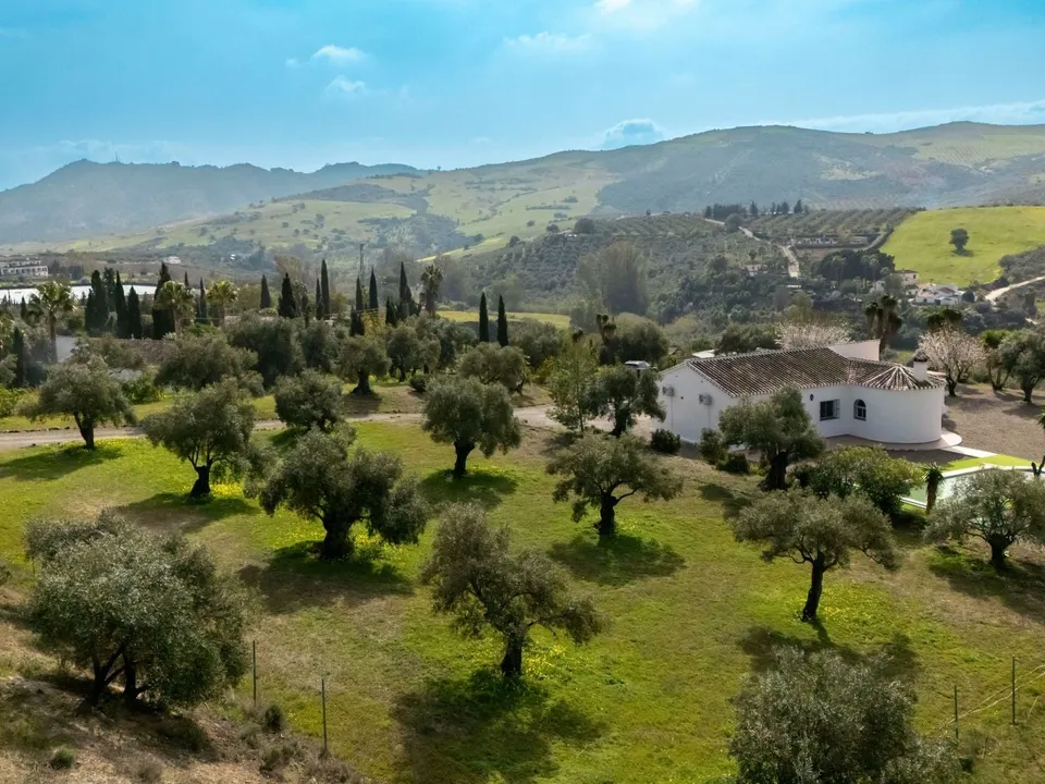 Finca i Casarabonela, Malaga - foto 1