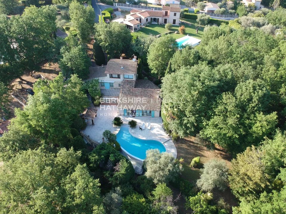 Villa i Grasse, Alpes-Maritimes - foto 1