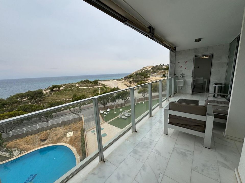 Lejlighed i Villajoyosa, Alicante - foto 1