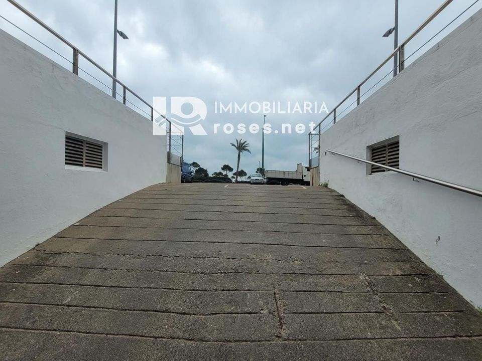 Garage i Empuriabrava, Gerona - foto 4