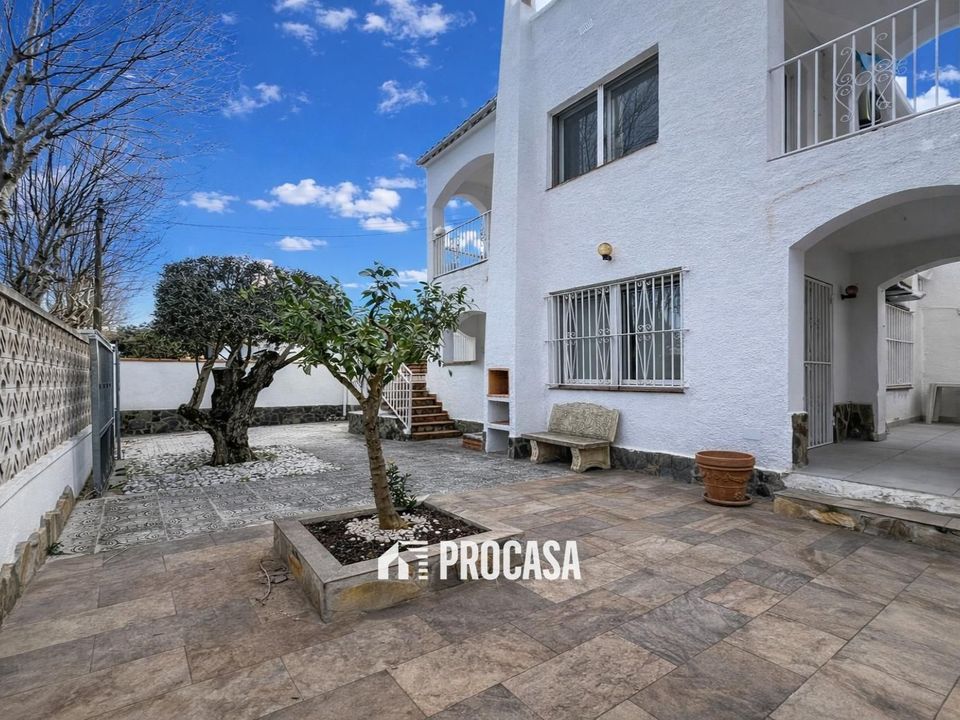 Villa i Empuriabrava, Gerona - foto 1