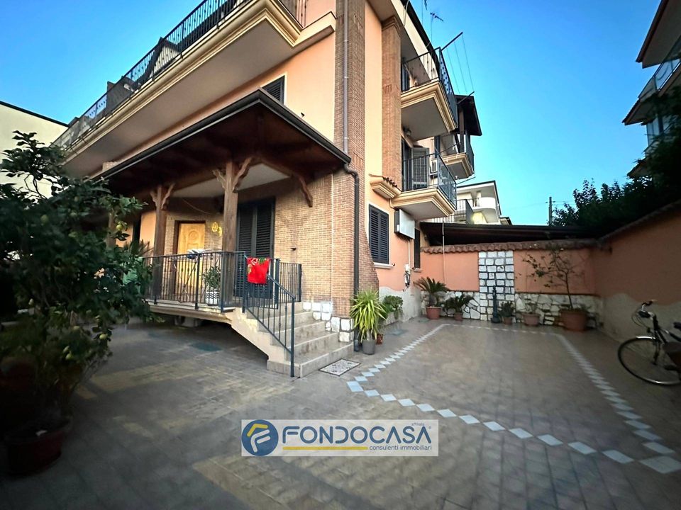 Villa i Orta di Atella, Caserta - foto 2