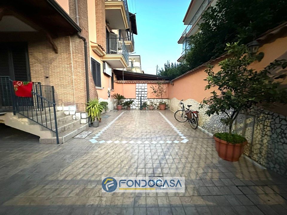 Villa i Orta di Atella, Caserta - foto 3