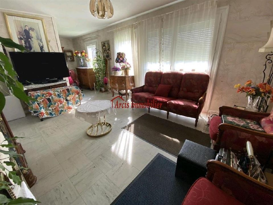 Lejlighed i Arcis-sur-Aube, Aube - foto 2