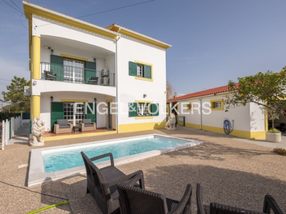 Villa i Pinhal Novo, Setubal - foto 1
