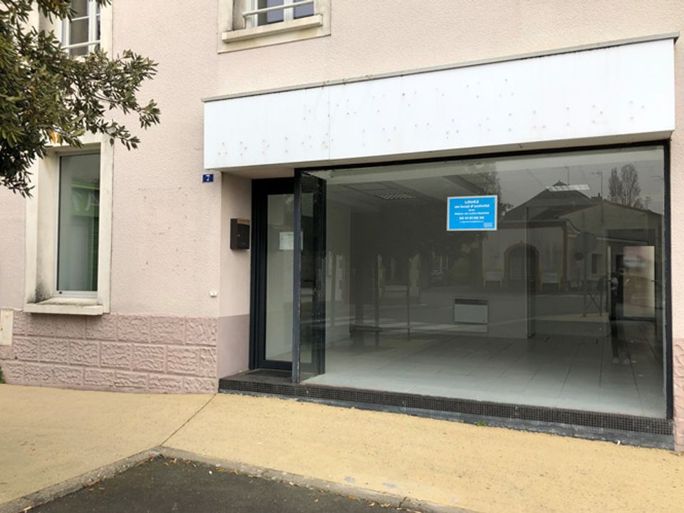 Erhvervsejendom i Montrevault-sur-Evre, Maine-et-Loire - foto 2