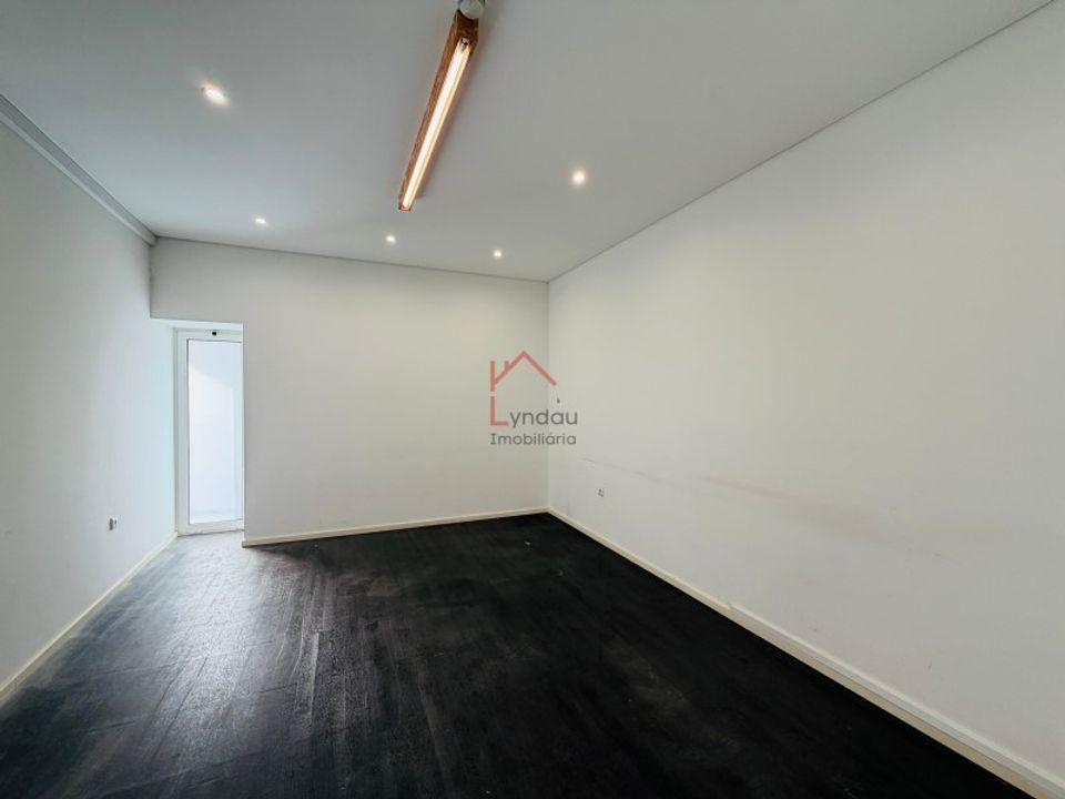 Commercial property in Ruivaes e Novais, Braga - photo 5