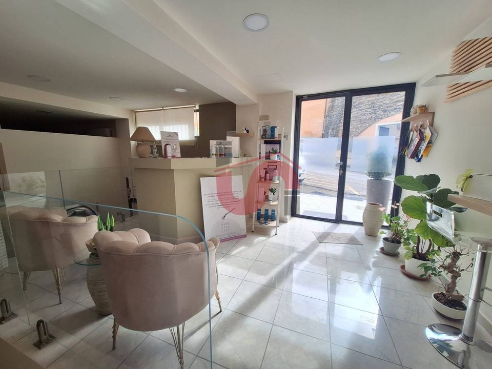 Commercial property in Benevento, Benevento - photo 2