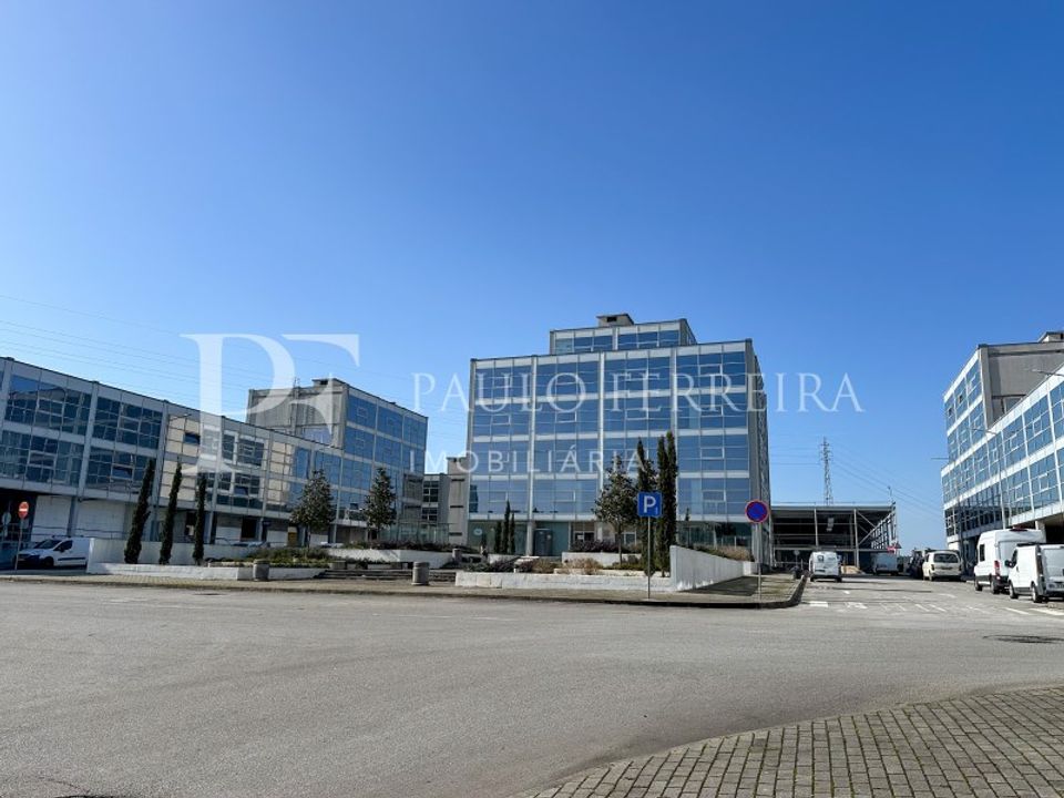 Erhvervsejendom i Ribeirao, Braga - foto 1